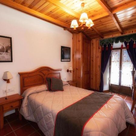Hotel Las Palmeras By Vivere Stays Zafra Buitenkant foto